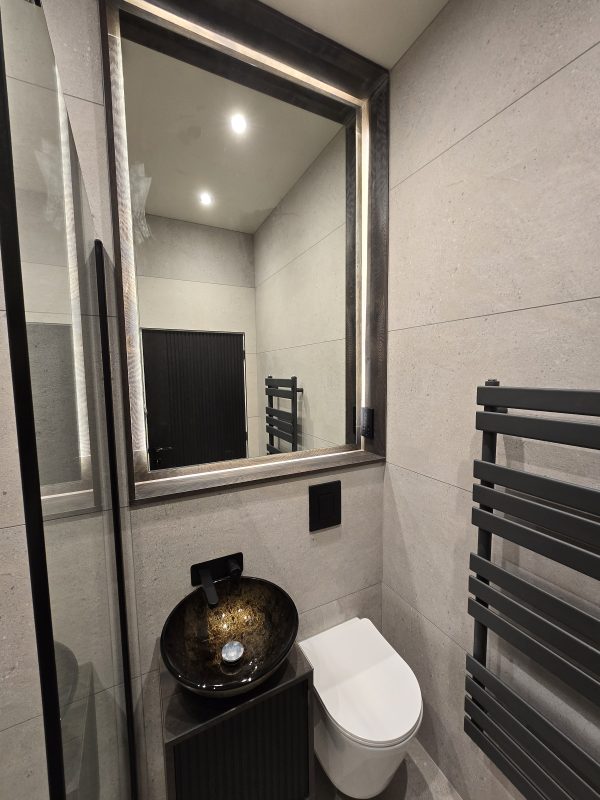 Mirrors - Image 3